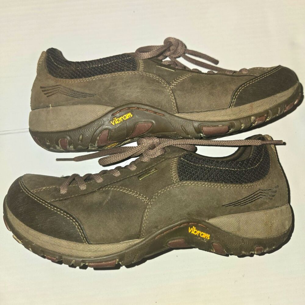 Dansko Paisley Womens 39 Brown Suede Waterproof Hiking Walking Shoes Vibram